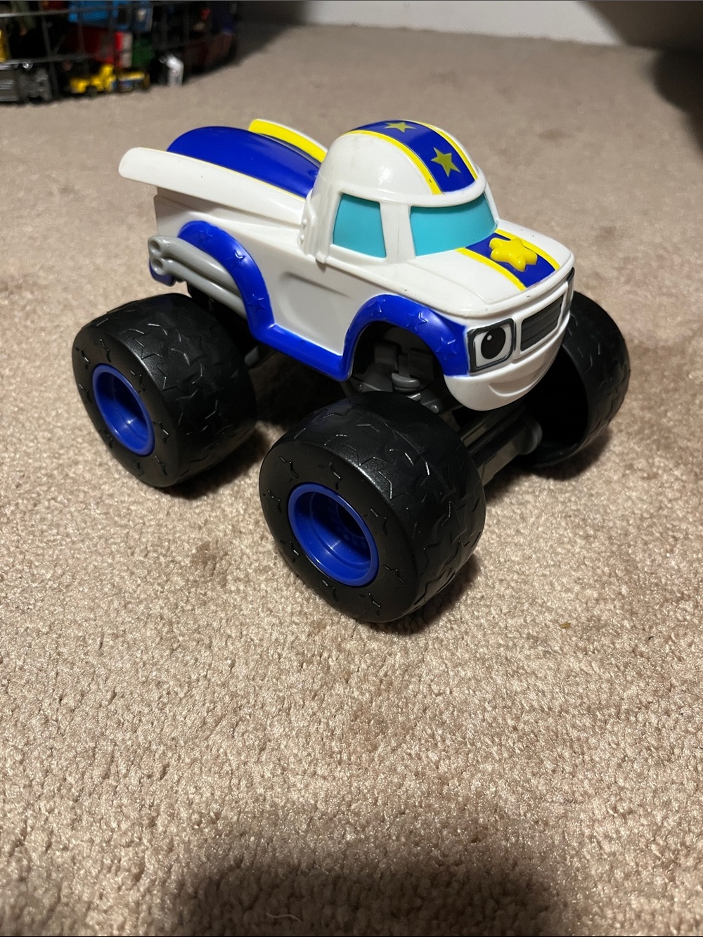 Blaze and the Monster Machines Talking Darington